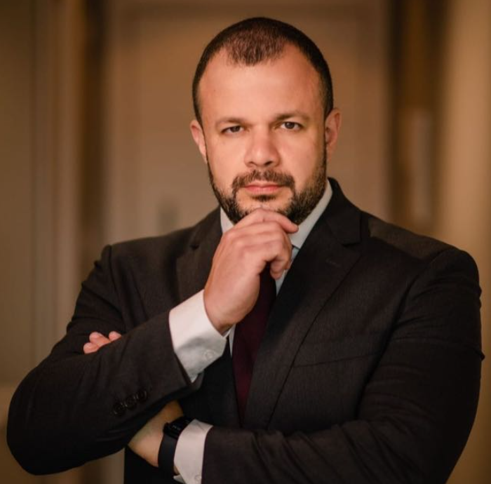 Leone Pereira Suriani Zampiva